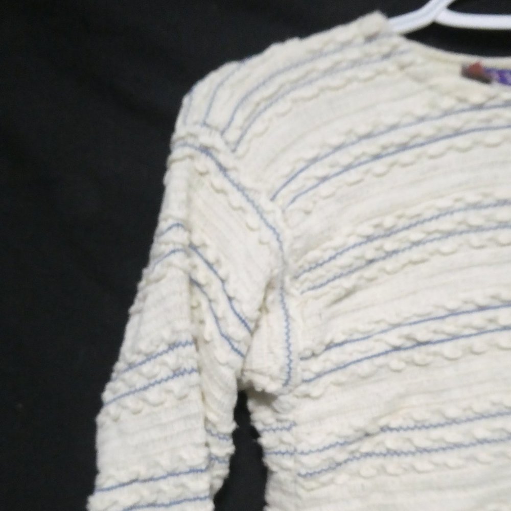 HER | small | Chic Textured Button-Up Cardigan | Made In Canada | 100% Cotton - Picture 2 of 15